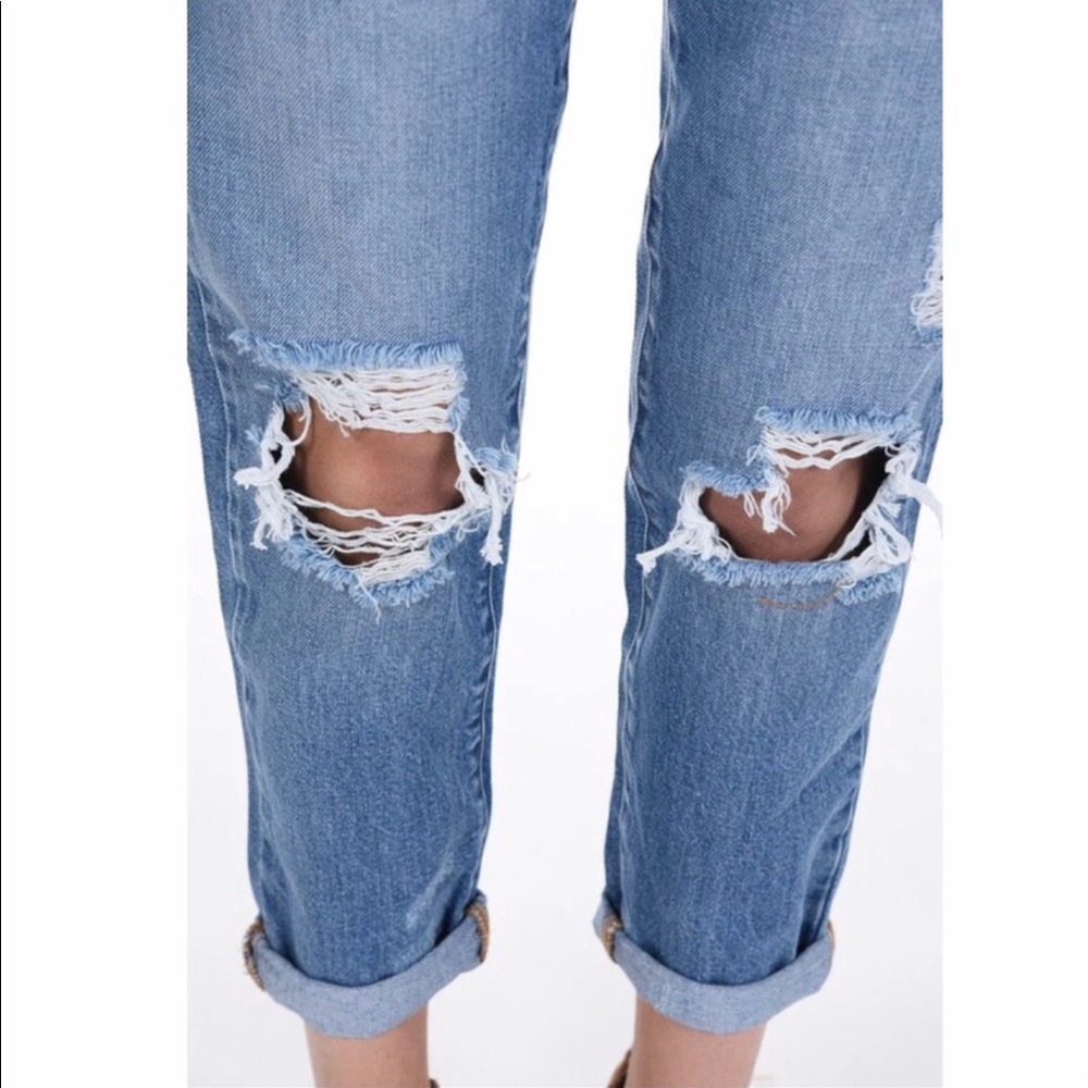 LOLA Distressed Midrise Boyfriend Jeans - Picture 4 of 8
